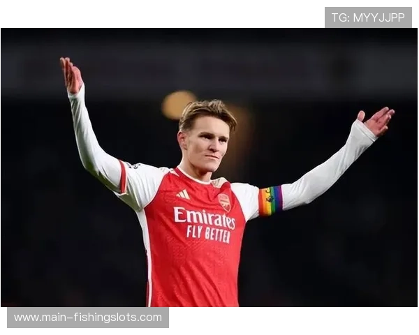 阿森纳主场迎战曼联：钢铁防线对决红魔攻势，厄德高与B费中场博弈成焦点